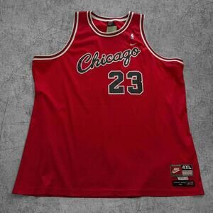 Vintage 90s Nike Chicago Bulls Michael Jordan Jersey